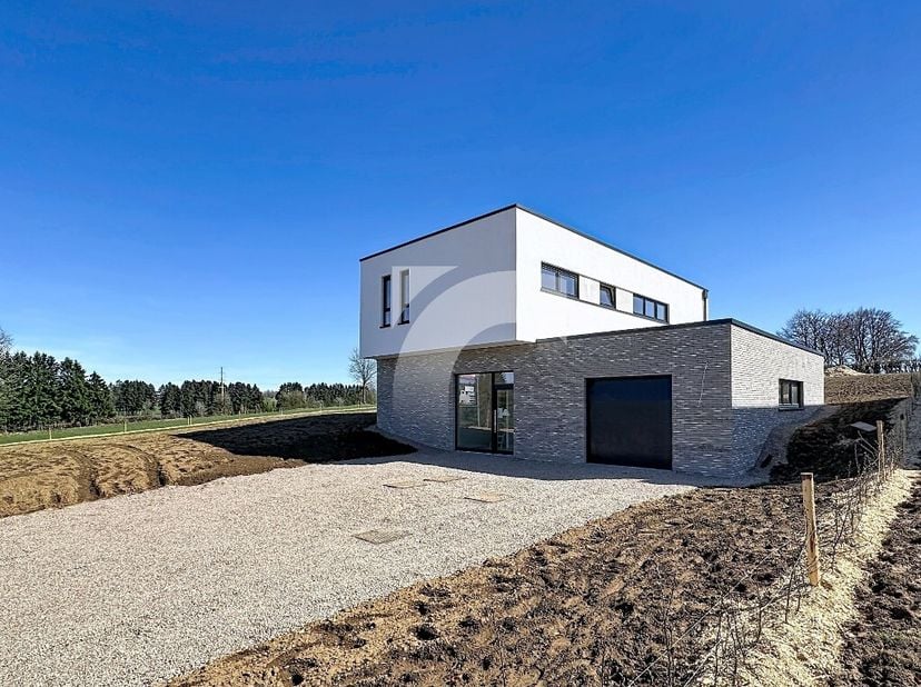 Bütgenbach - Zum Brand, lot 1: Deze moderne nulenergiewoning wordt momenteel gebouwd op een groot perceel van 3.200 m² in een rustige omgeving, op sle
