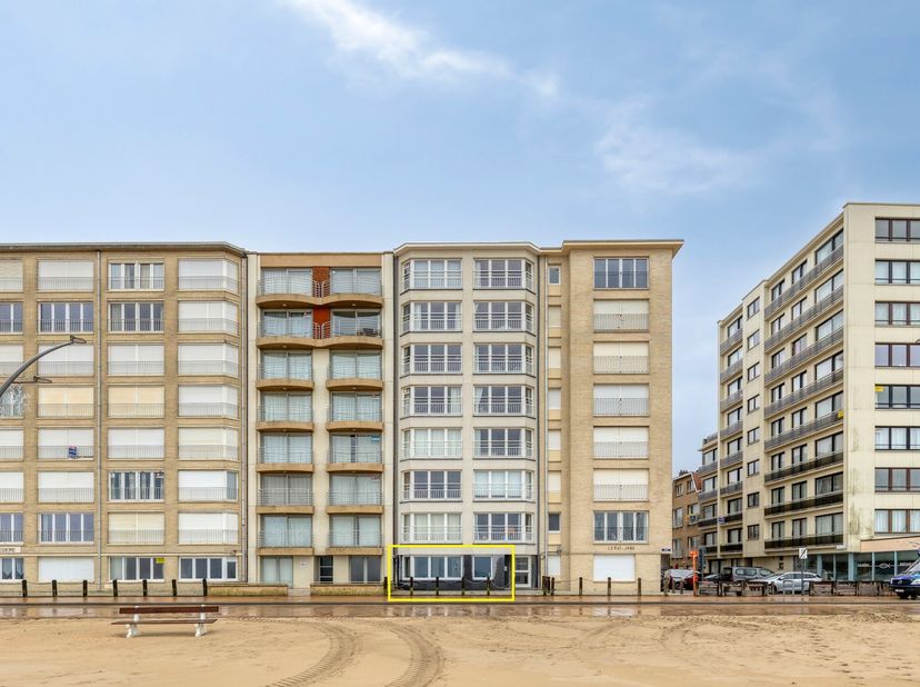 Appartement à vendre à Zeedijk 41 boîte G001,
                    8660 De Panne