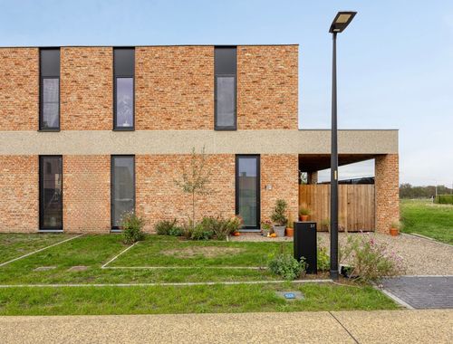                                         Maison à vendre à Gerdingen, € 399.000
