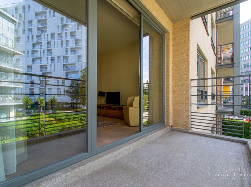 GP A1.7 – Dicht bij alle voorzieningen (luchthaven, winkels, openbaar vervoer), prachtig gemeubileerd appartement met één slaapkamer, gelegen in een r