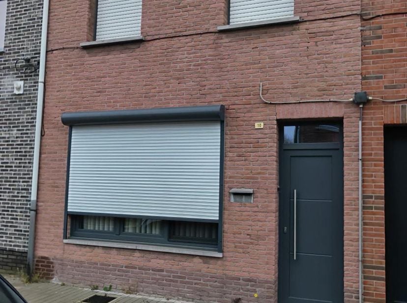 Charmante woning met veel potentieel, rustige omgeving – ideaal voor jong koppel of starters!