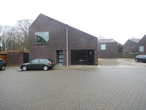                                         Staanplaats te huur in Sint-Michiels, € 65
