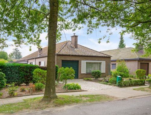                                         Maison à vendre à Rumst, € 375.000

