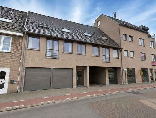                                         Appartement te huur in Waarschoot, € 925
