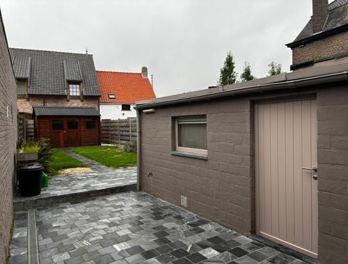                                         Maison à louer à Oostkamp, € 895

