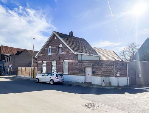                                         Maison à vendre à Wevelgem, € 210.000
