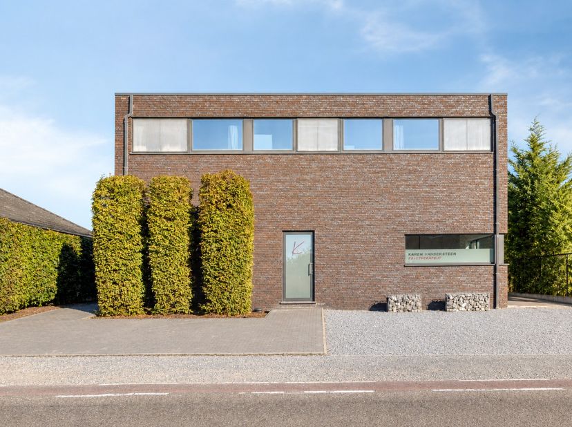 Huis te koop in Maastrichtersteenweg 242,
                    3700 Tongeren