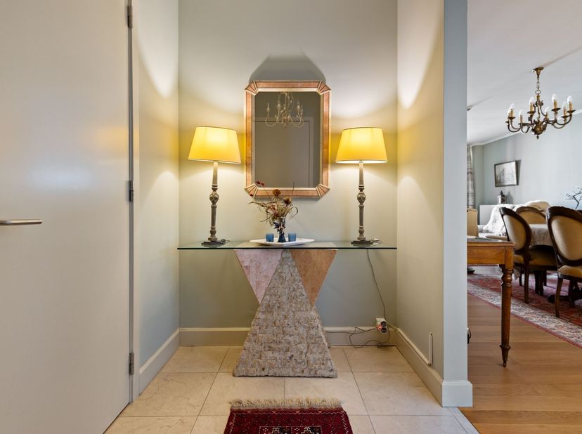 Appartement clé en main au 1er étage avec terrasse couverte dans la Résidence Jacobsmarkt<br />
<br />
Situation : Au cœur de Turnhout, dans l'éléga