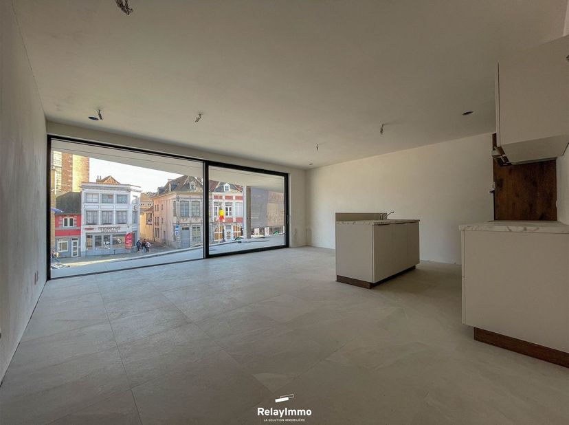 Appartement te koop in Place de Lille 7 bus A-22,
                    7500 Tournai