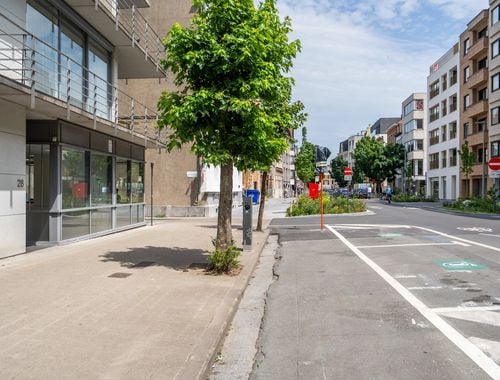                                         Kantoor te koop in Kortrijk, € 429.000
