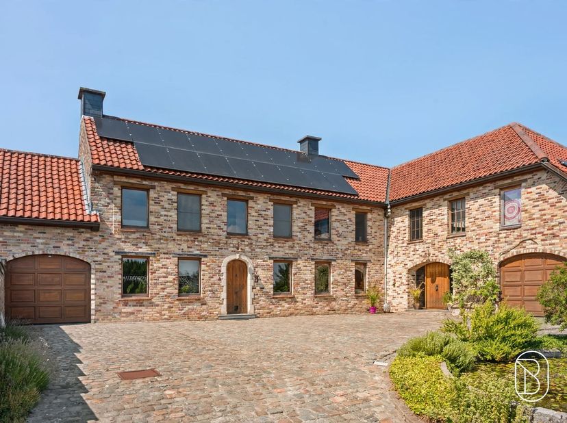 Huis te koop in Vijverdal 9,
                    9660 Nederbrakel