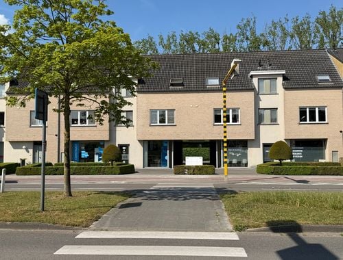                                        Bien commercial à louer à Assebroek, € 1.200
