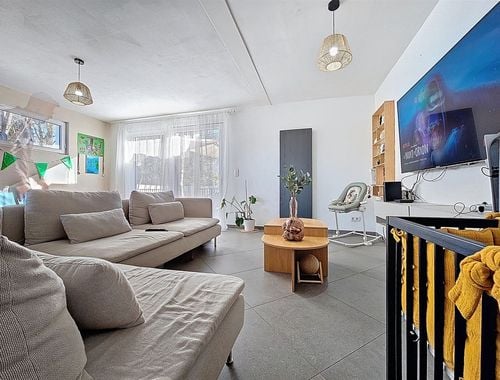                                         Eengezinswoning te koop in Paturages, € 235.000
