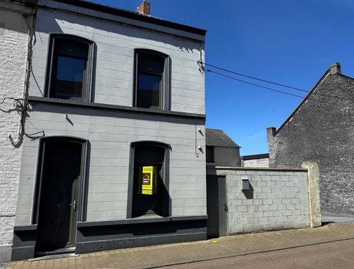                                         Maison unifamiliale à vendre à Quiévrain, € 150.000
