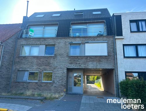                                         Garage te huur in Oostkamp, € 80
