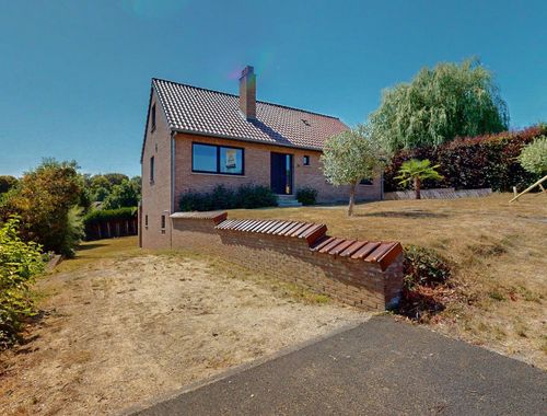                                         Woning te koop in Haine-Saint-Pierre, € 375.000
