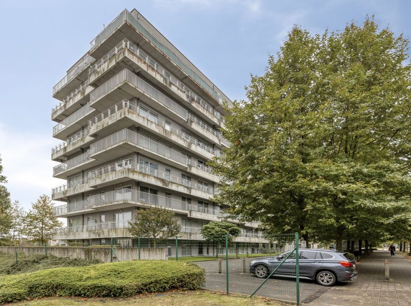 Appartement te koop in Louis Mettewielaan 70 bus d7,
                    1080 Sint-Jans-Molenbeek