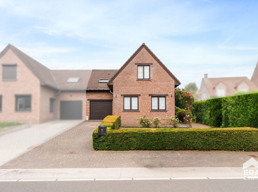 Huis te koop in Hoogstraat 4,
                    1600 Sint-Pieters-Leeuw