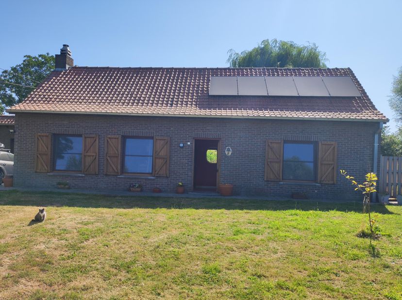 Open bebouwing, Gezinswoning, KI 227, drie ruime slaapkamers, een op het gelijkvloers ( (ook mogelijkheid tot bureau of logeerkamer) twee boven.<br />