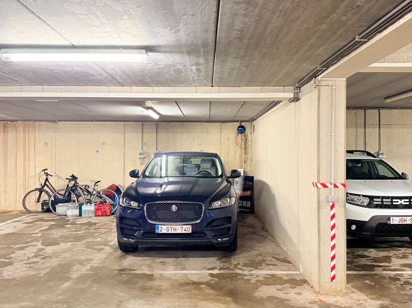 Garage à vendre
                    à 3150 Haacht