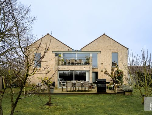                                         Gemengd gebruik te koop in Bilzen, € 569.000
