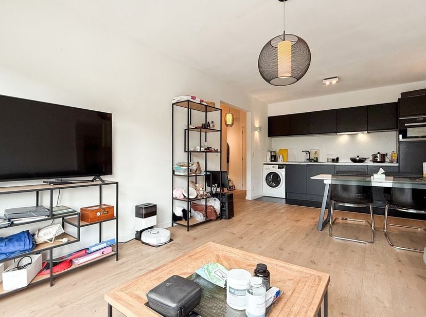 <br />
Bij ImmoFusion 7/7 “open huis” : klik op onze 3D-TOUR.<br />
<br />
Dit verzorgd en stijlvol appartement is gelegen op een gegeerde locatie aan