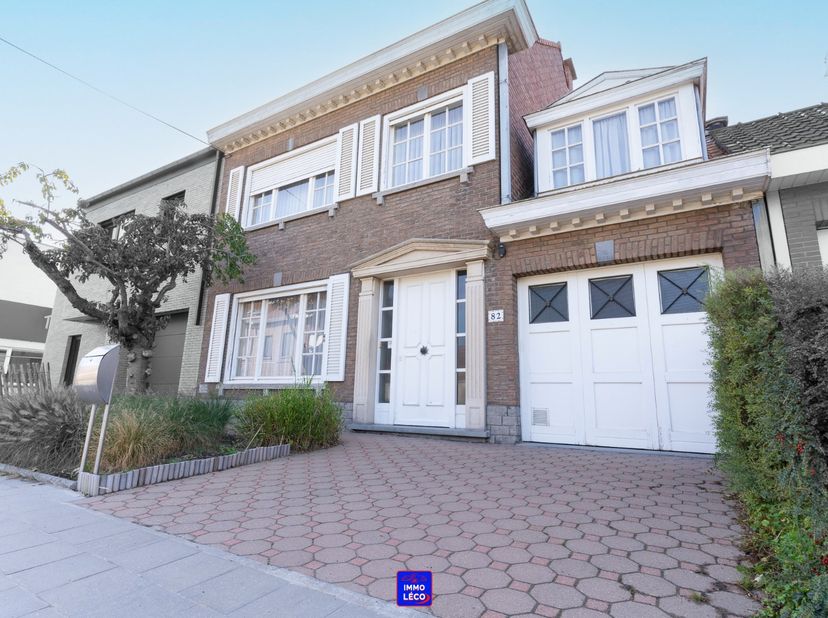 Huis te koop in ,
                    7700 Moeskroen