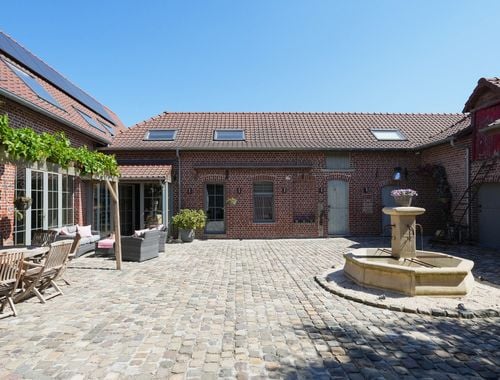                                         Hoeve te koop in Pecq, € 685.000
