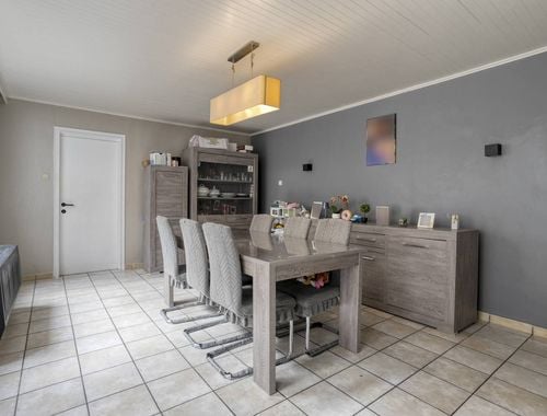                                         Woning te koop in Izegem, € 215.000
