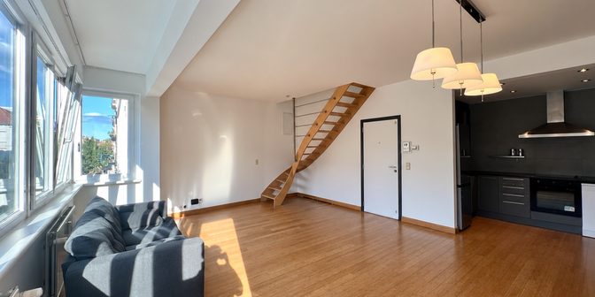 Appartement à louer à Rue du Page 54, 1050 Ixelles