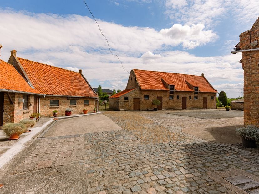 Huis te koop in Schorestraat 1,
                    8433 Spermalie