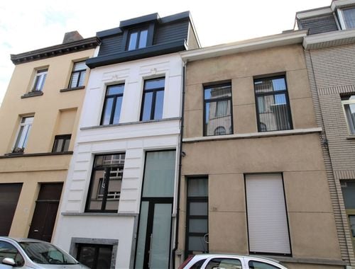                                        Uitzonderlijke woning te huur in Borgerhout, € 1.100
