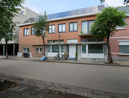                                        Commercieel Gebouw te huur in Heppen, € 800

