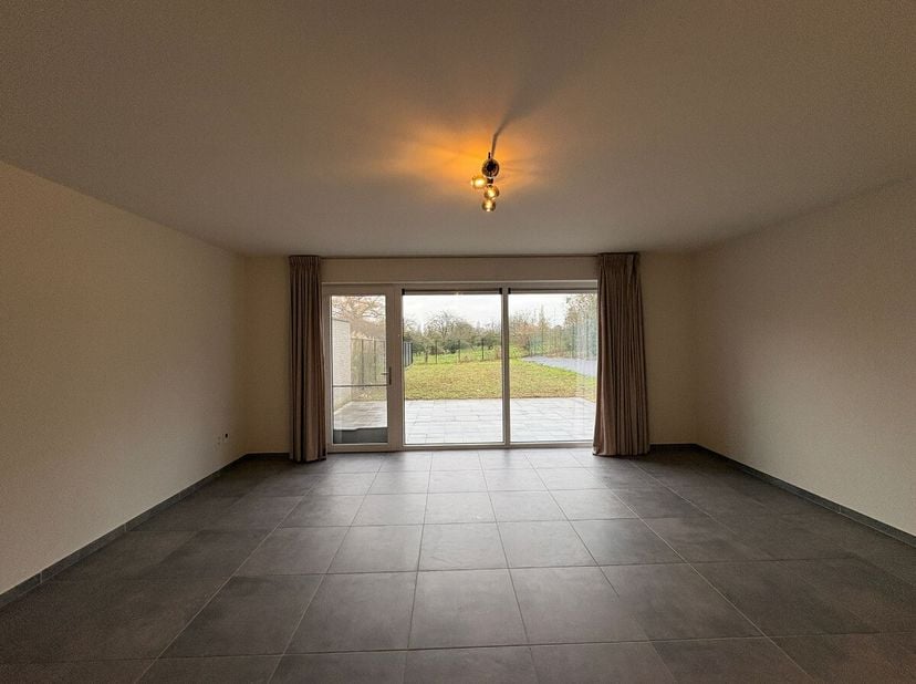 Dit instapklaar appartement kent een vlotte bereikbaarheid is gelegen in Riemst. Voor meer informatie ga naar: https://www.era.be/nl/te-huur/riemst/ap