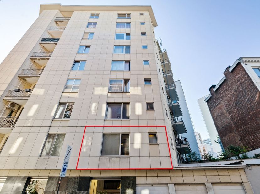 Appartement te koop in Italiëlei 100 bus 102,
                    2000 Antwerpen