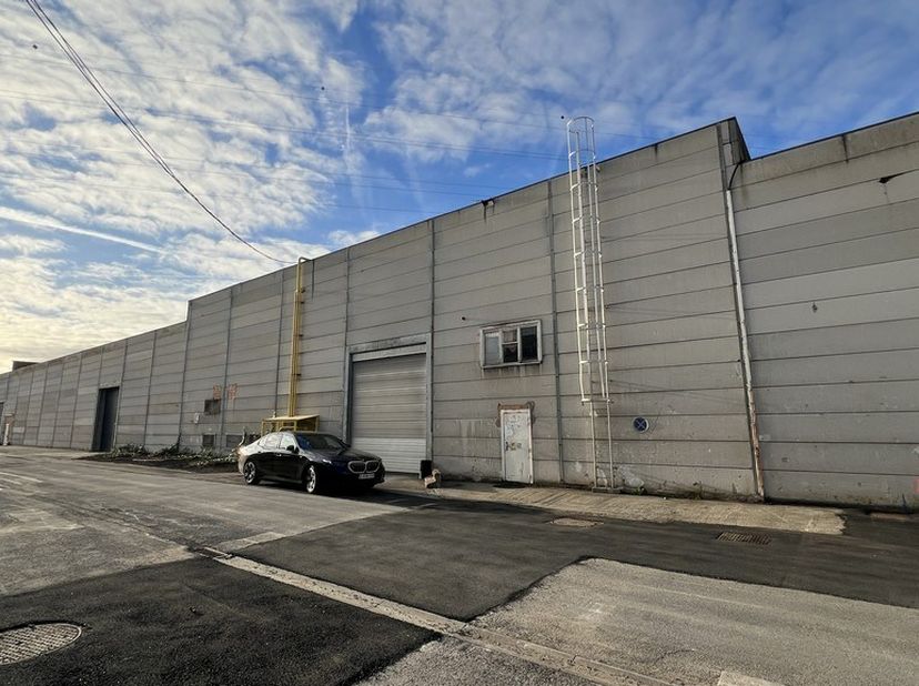 Bedrijfsvastgoed te huur in Industriepark-West 42 - C bus U02,
                    9100 Sint-Niklaas