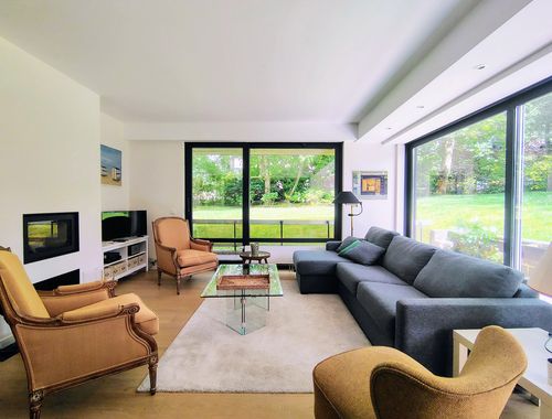                                         Appartement à louer à Auderghem, € 1.750
