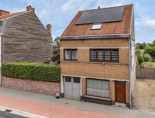                                         Woning te koop in Deinze, € 349.500
