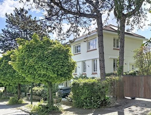                                         Woning te koop in Ukkel, € 1.230.000
