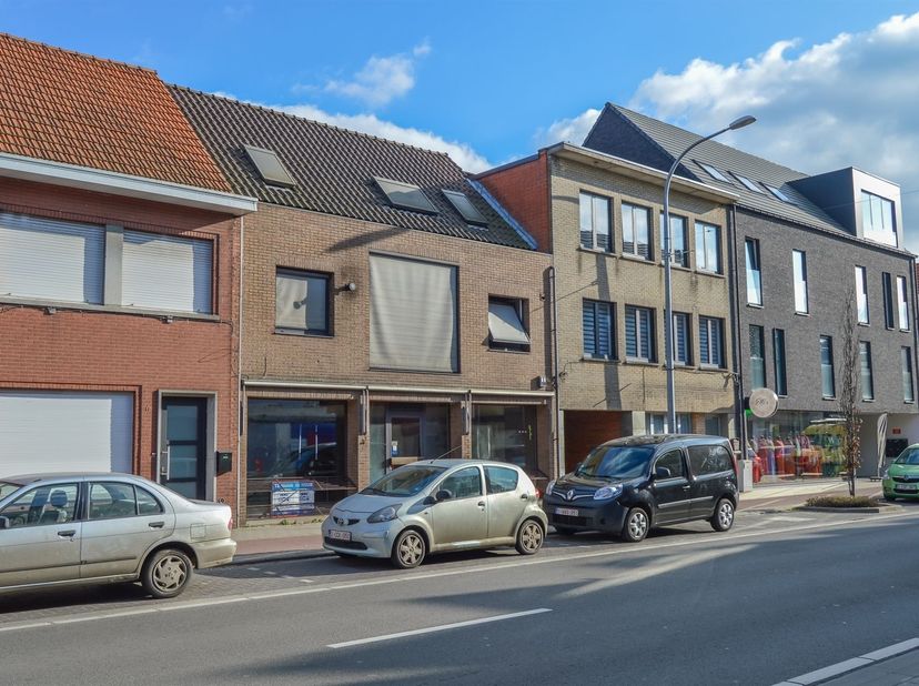 Bien professionnel à louer
                    à 2390 Oostmalle