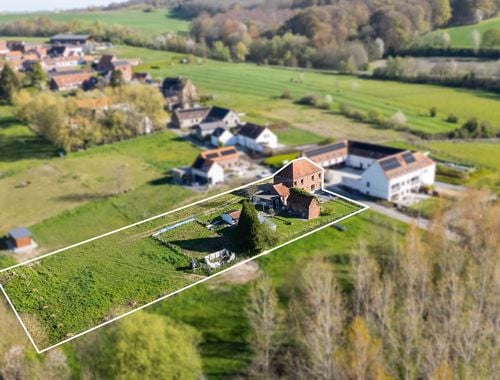                                         Maison à vendre à Ellezelles, € 365.000
