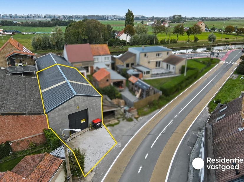 Bedrijfsvastgoed te koop in Spermaliestraat 224,
                    8433 Slijpe