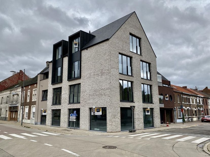 Bien professionnel à vendre
                    à 3320 Hoegaarden