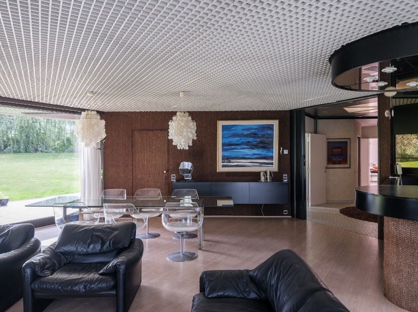Oudenaarde&amp;nbsp;– Architectenwoning van Guy Van Heuverswyn.<br />
<br />
Ruime jaren 70-bungalow, geïnspireerd op het&amp;nbsp;Case Study House Program, m