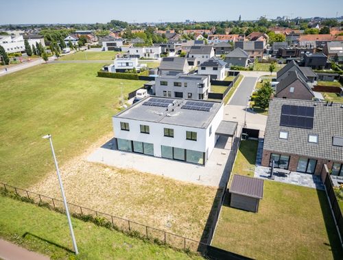                                         Woning te koop in Roeselare, € 584.000
