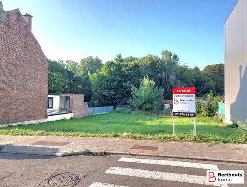                                         Projectgrond te koop in Machelen, € 500.000
