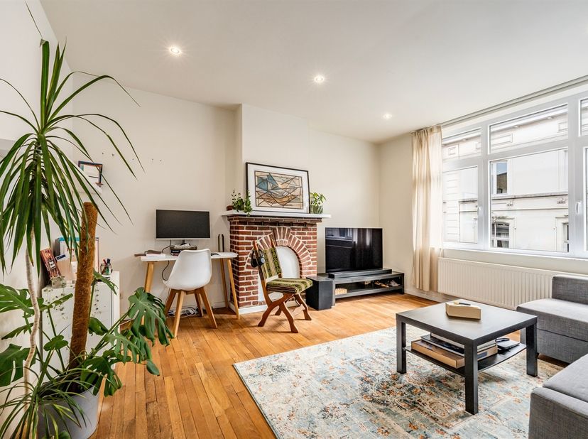 Appartement te koop in Raas van Gaverestraat 88,
                    9000 Gent