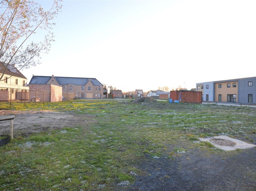 Grond te koop
                    in 2480 Dessel