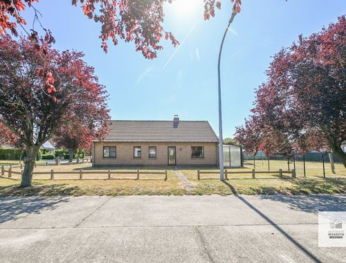                                         Bungalow te koop in Bellem, € 339.000
