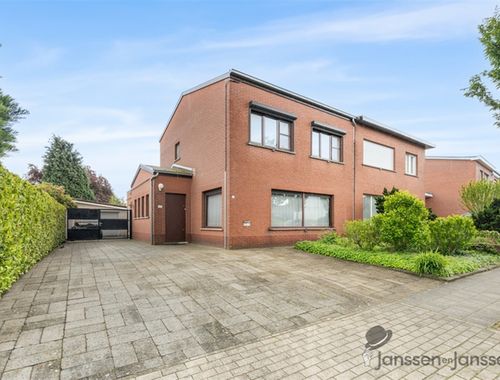                                         Maison à vendre à Tessenderlo, € 315.000
